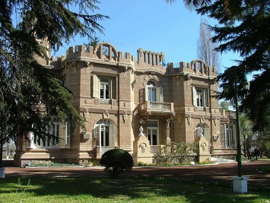 el Museo Nacional del Vino y la Vendimia